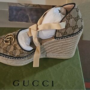Gucci Women's Beige Espadrille Wedge Shoes